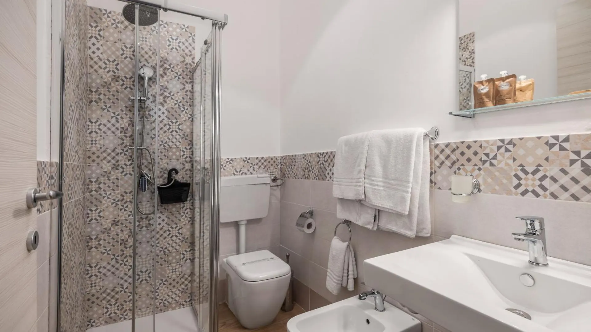 Gasthof Hotel La Vecchia Palermo