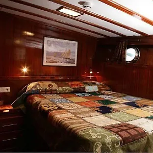Botel Tersane Iv Vincitore 4 Di Bruno Barbieri