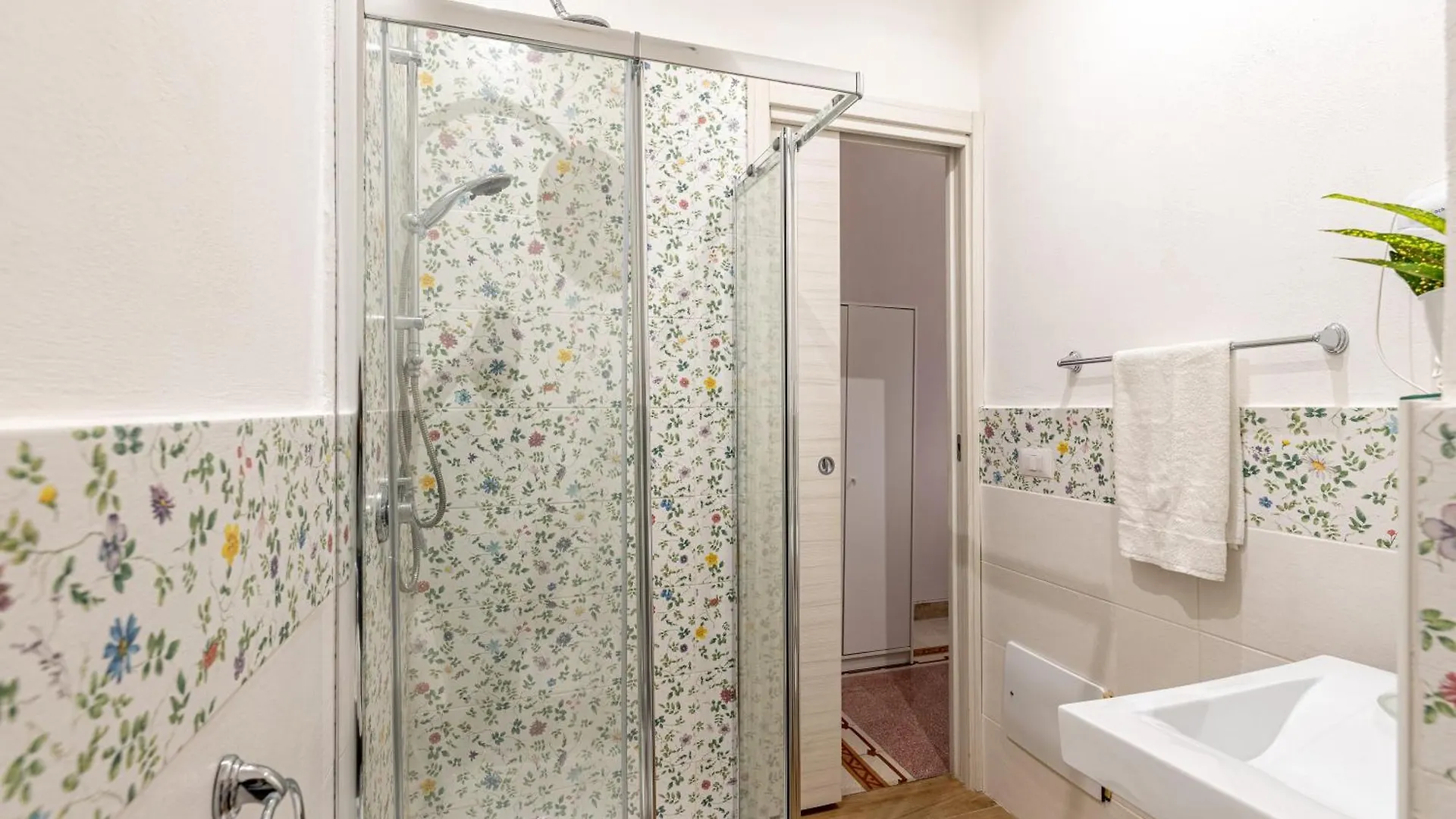 *** Guest house La Vecchia Palermo Hotel Italy