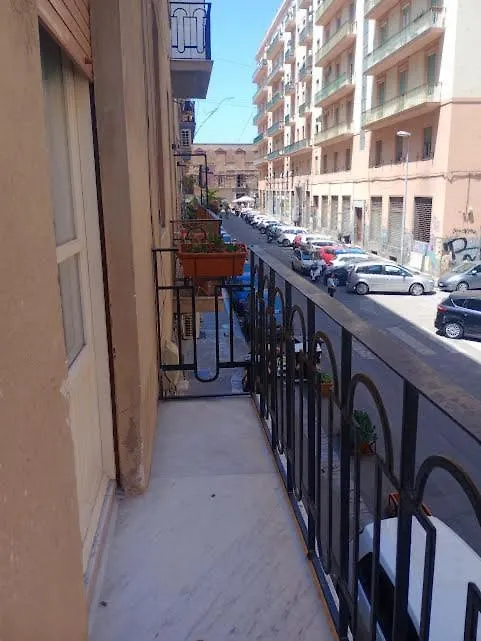 *** Guest house La Vecchia Palermo Hotel Italy