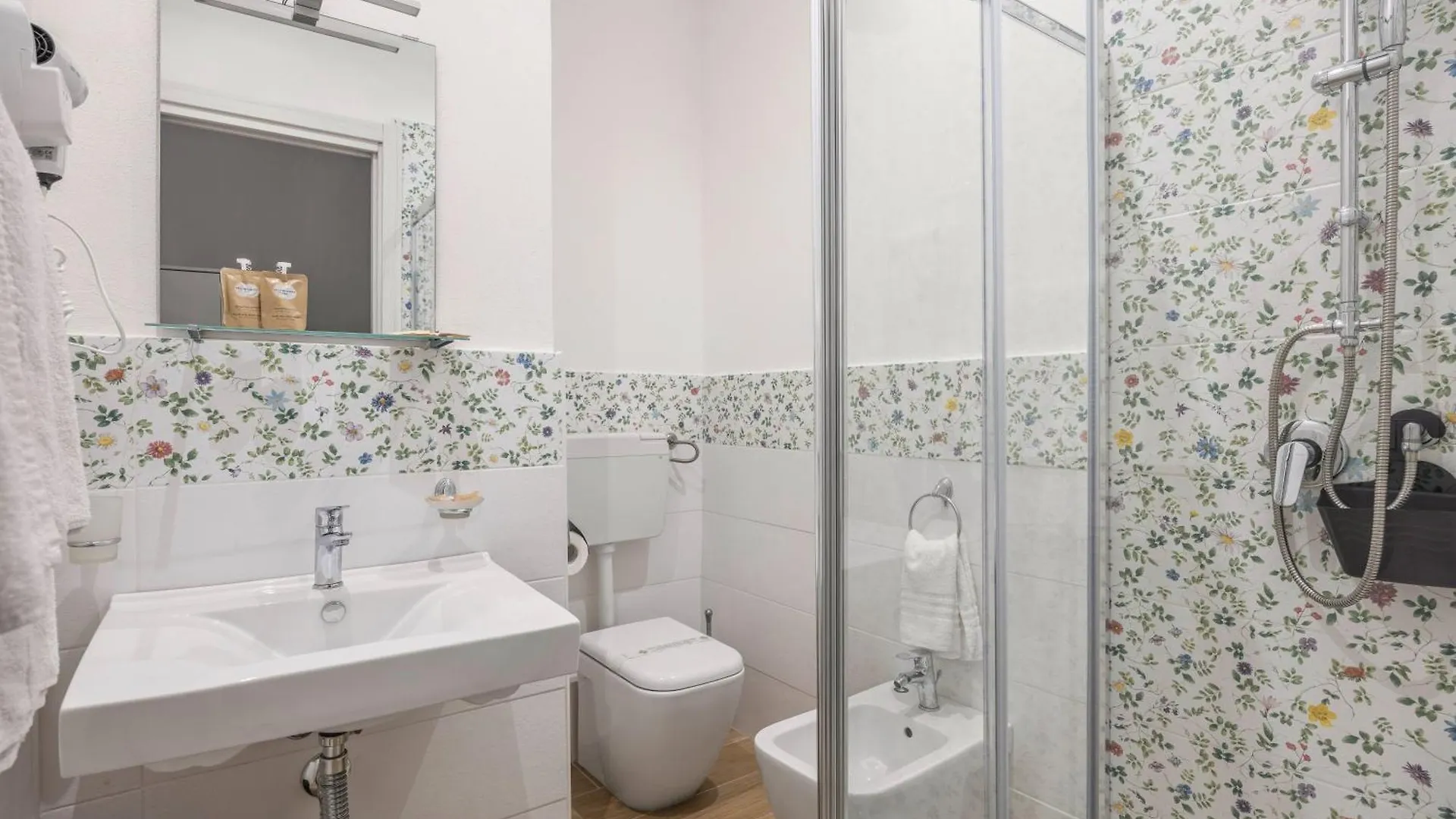 La Vecchia Palermo Hotel
