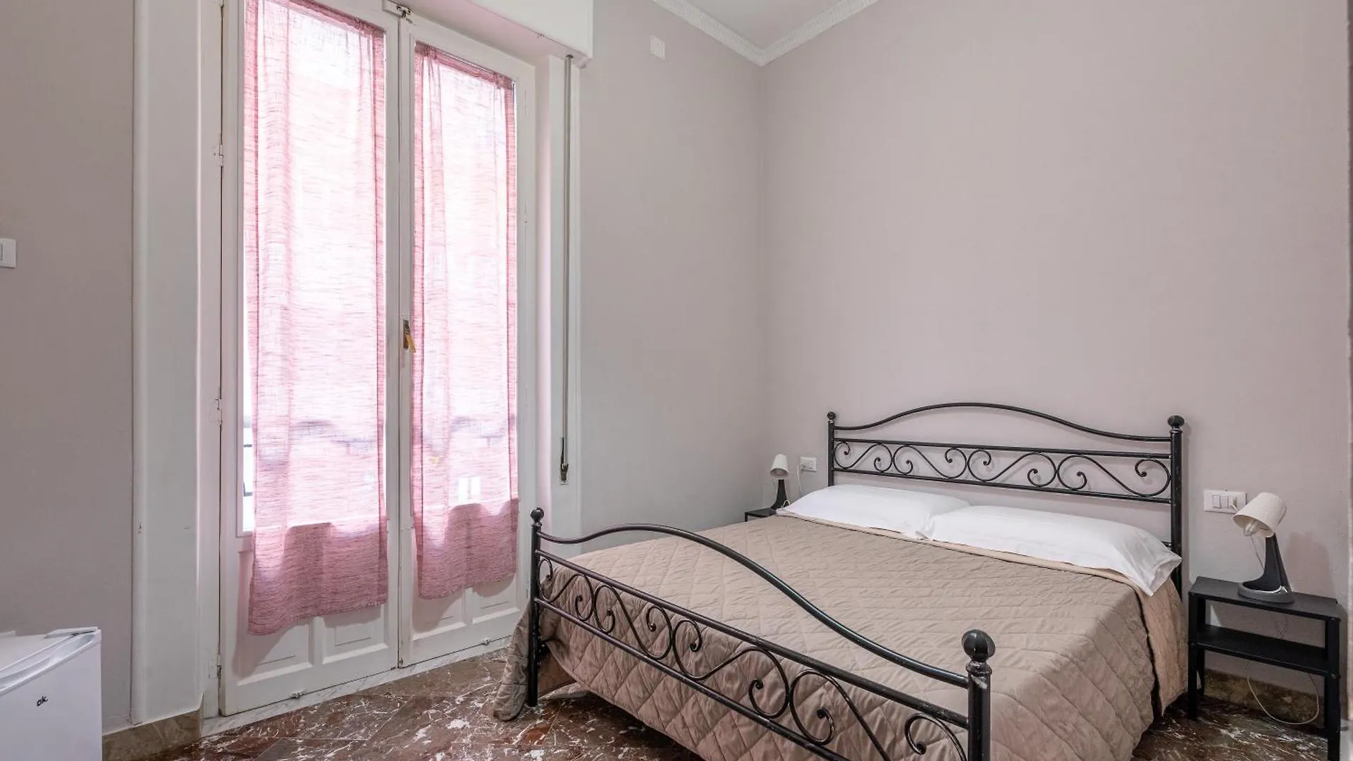La Vecchia Palermo Hotel Guest house
